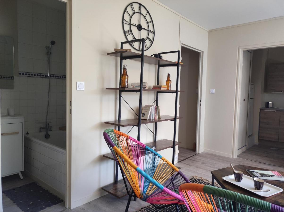 Studio 34 M2 refait à neuf- Résidence privée. Clim Mâcon Exterior foto